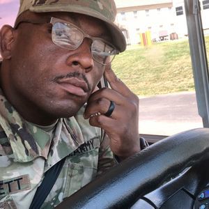 Meet your Posher, Adam